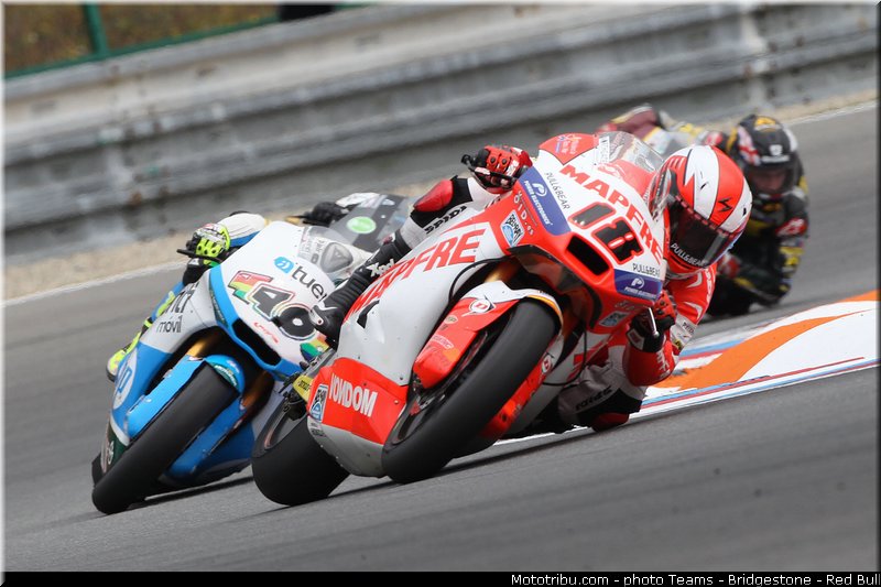 moto2_018_republique_tcheque_brno_2013