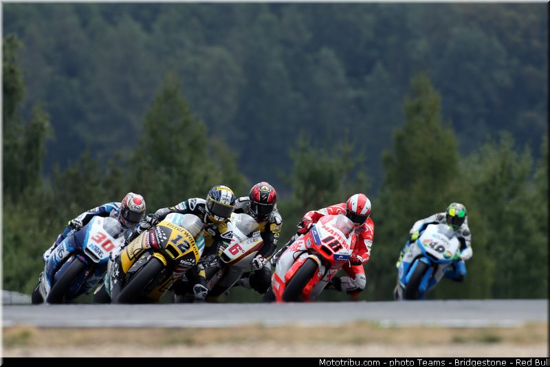 moto2_028_republique_tcheque_brno_2013