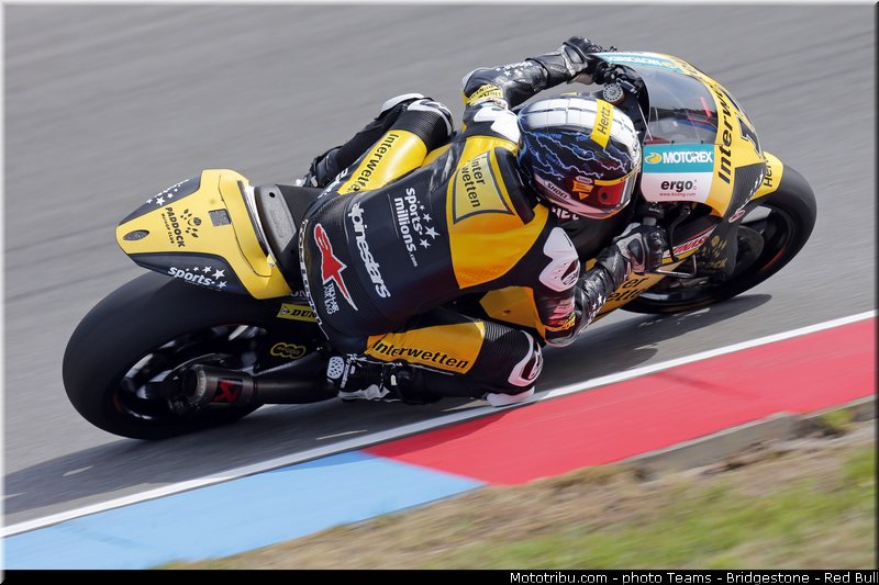 moto2_luthi_005_republique_tcheque_brno_2013
