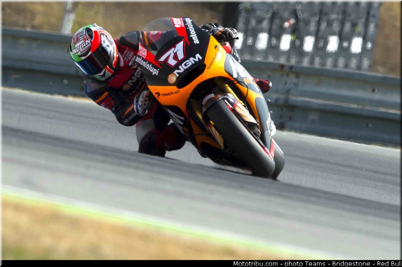 motogp_corti_002_republique_tcheque_brno_2013