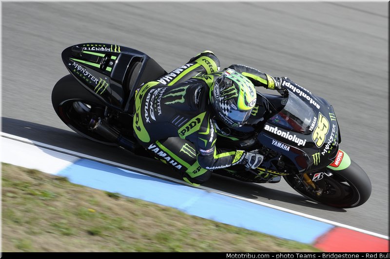 motogp_crutchlow_020_republique_tcheque_brno_2013