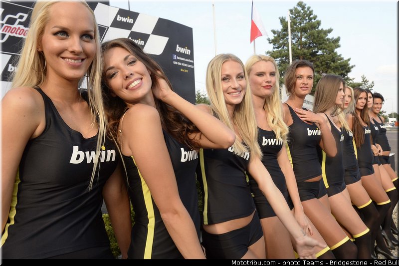 motogp_pitbabe_010_republique_tcheque_brno_2013