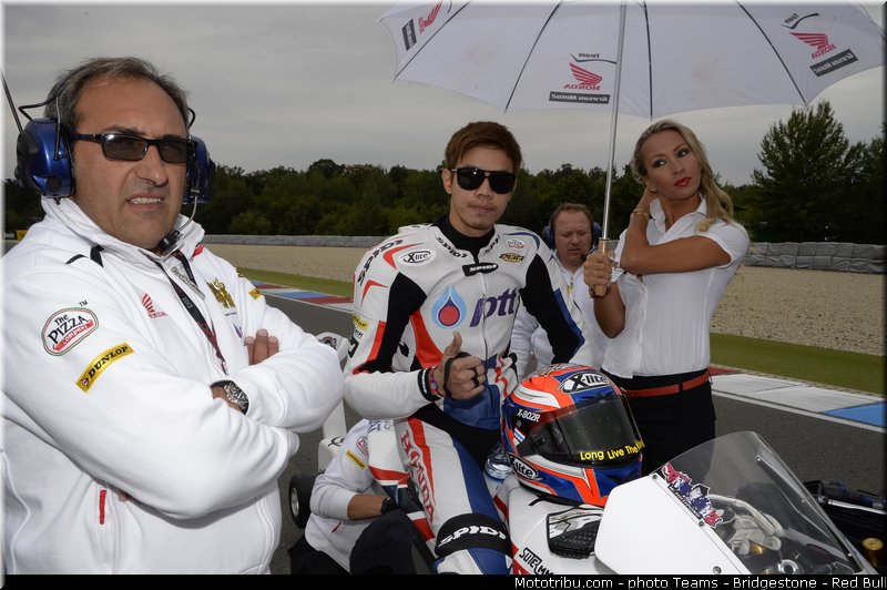 motogp_pitbabe_035_republique_tcheque_brno_2013