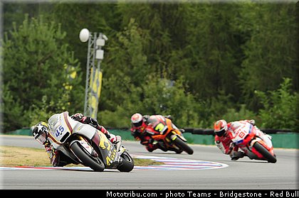 moto2_004_republique_tcheque_brno_2013.jpg