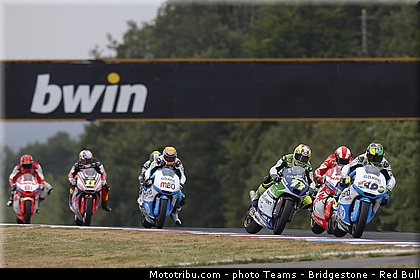 moto2_008_republique_tcheque_brno_2013.jpg