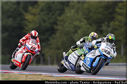 moto2_009_republique_tcheque_brno_2013.jpg