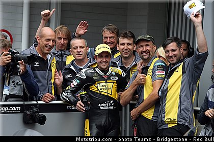 moto2_luthi_007_republique_tcheque_brno_2013.jpg