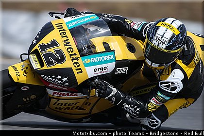 moto2_luthi_016_republique_tcheque_brno_2013.jpg