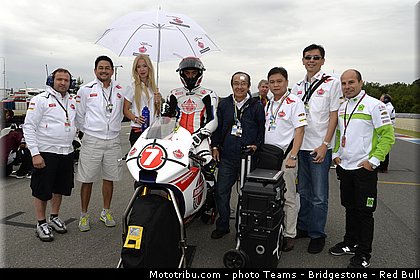 moto2_pradita_007_republique_tcheque_brno_2013.jpg