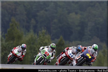 moto3_028_republique_tcheque_brno_2013.jpg