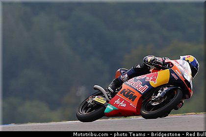 moto3_salom_002_republique_tcheque_brno_2013.jpg
