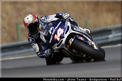 motogp_de_puniet_011_republique_tcheque_brno_2013.jpg