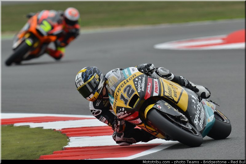 moto2_luthi_009_angleterre_silverstone_2013