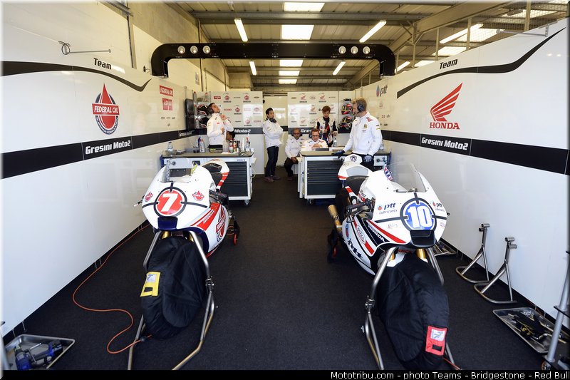 moto2_pradita_008_angleterre_silverstone_2013