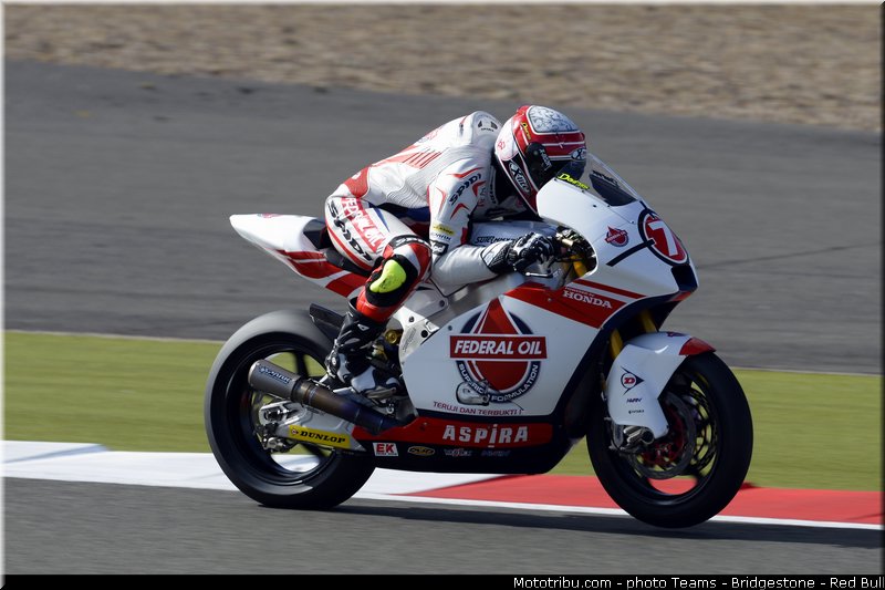 moto2_pradita_010_angleterre_silverstone_2013