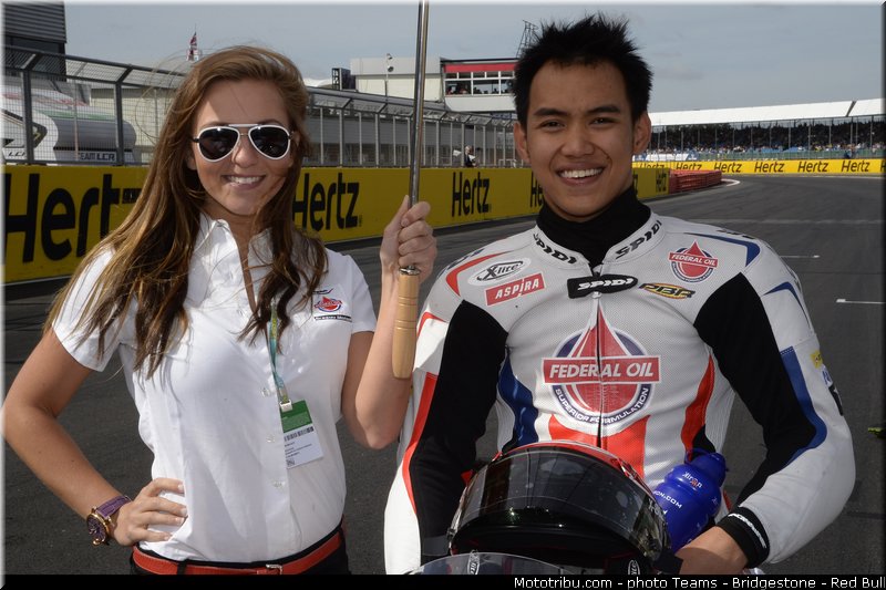 moto2_pradita_012_angleterre_silverstone_2013