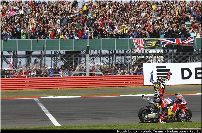 moto2_redding_012_angleterre_silverstone_2013