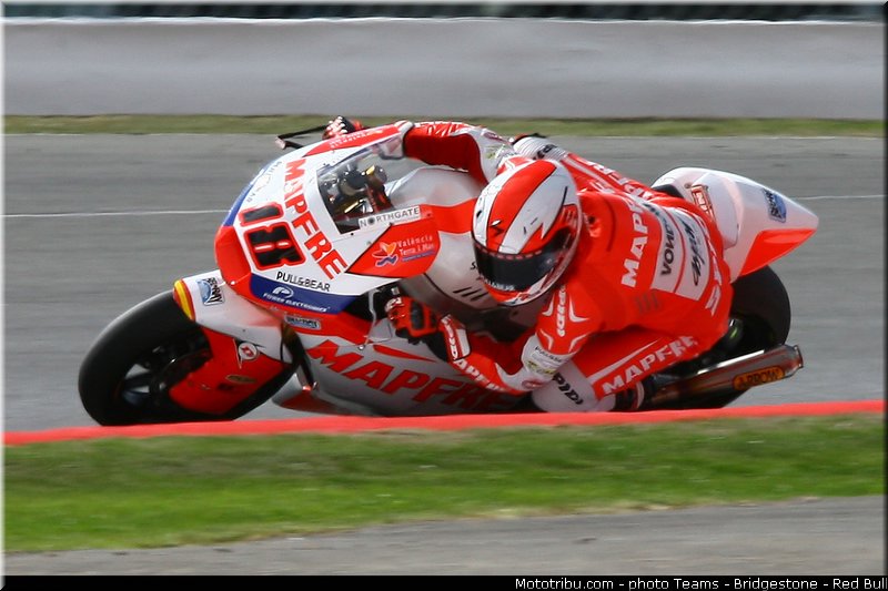 moto2_terol_001_angleterre_silverstone_2013