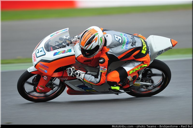 moto3_finsterbusch_001_angleterre_silverstone_2013