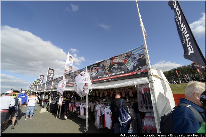motogp_ambiance_003_angleterre_silverstone_2013