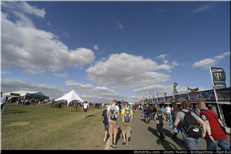 motogp_ambiance_006_angleterre_silverstone_2013