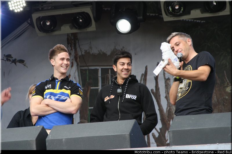 motogp_ambiance_008_angleterre_silverstone_2013