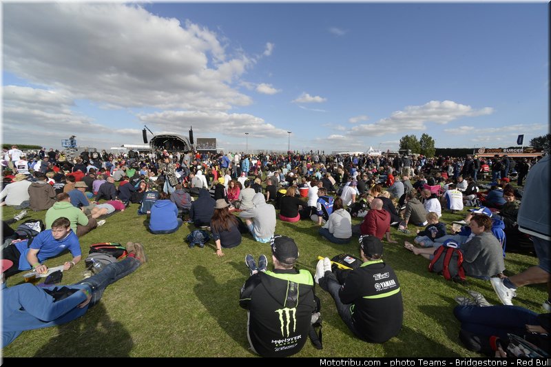 motogp_ambiance_014_angleterre_silverstone_2013