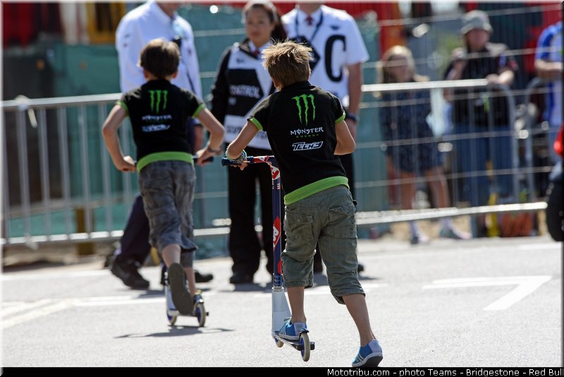motogp_ambiance_016_angleterre_silverstone_2013