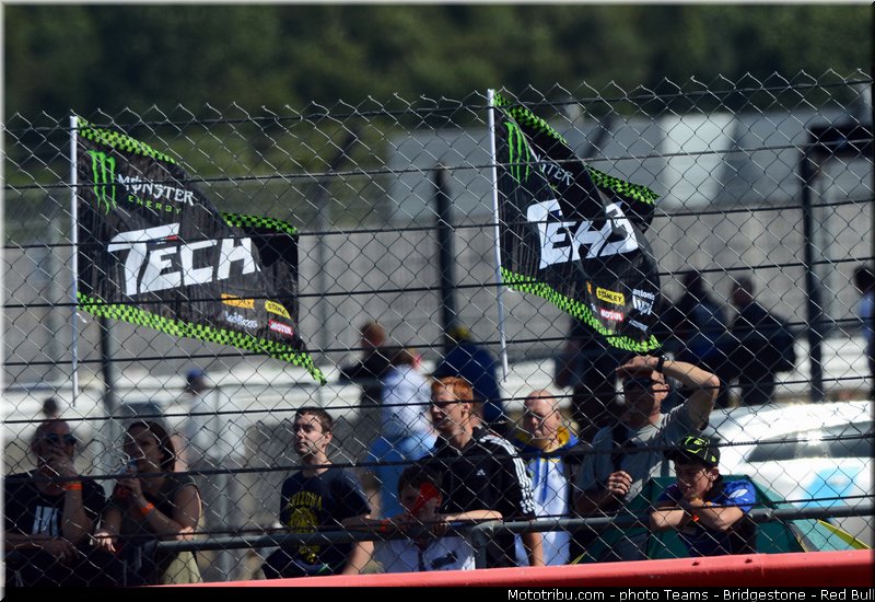 motogp_ambiance_018_angleterre_silverstone_2013