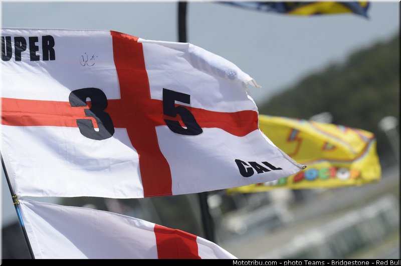 motogp_ambiance_020_angleterre_silverstone_2013