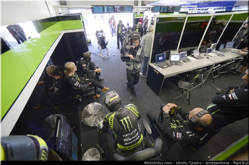motogp_crutchlow_023_angleterre_silverstone_2013