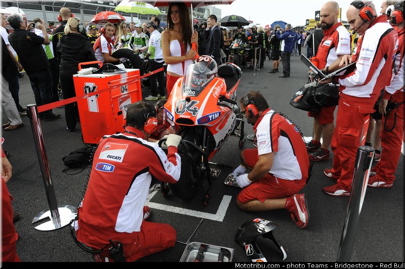 motogp_dovizioso_020_angleterre_silverstone_2013