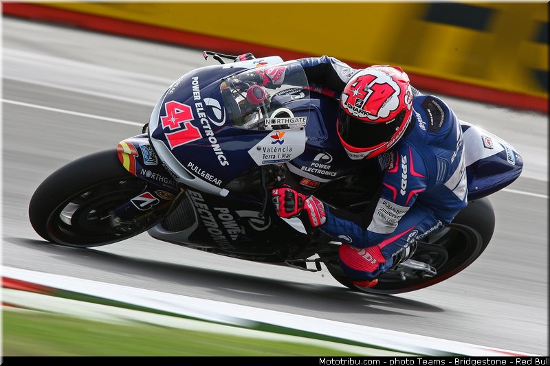 motogp_espargaro_001_angleterre_silverstone_2013