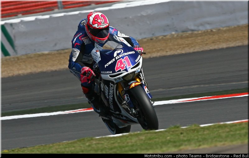 motogp_espargaro_008_angleterre_silverstone_2013