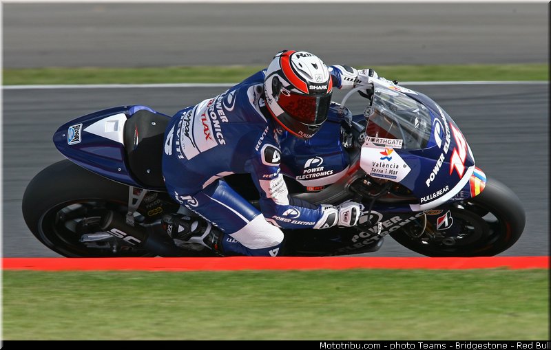 motogp_espargaro_009_angleterre_silverstone_2013