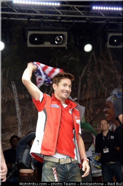 motogp_hayden_011_angleterre_silverstone_2013