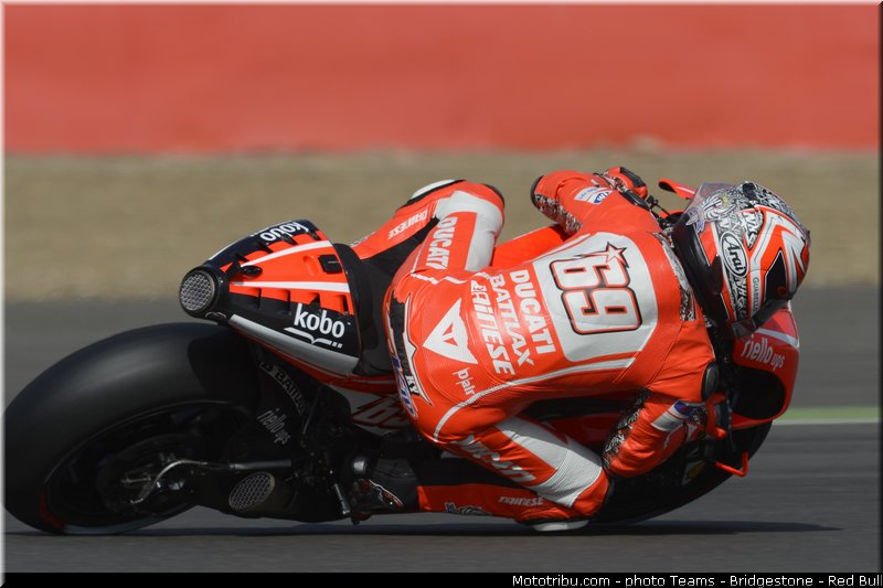 motogp_hayden_013_angleterre_silverstone_2013