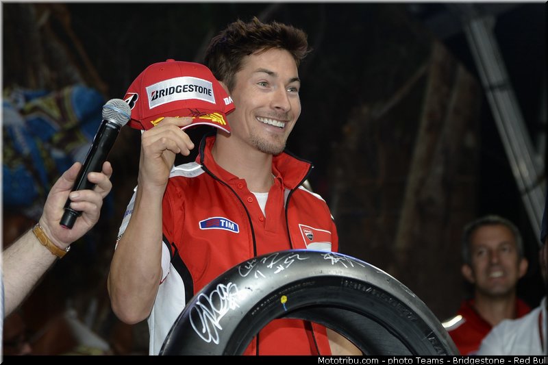 motogp_hayden_018_angleterre_silverstone_2013