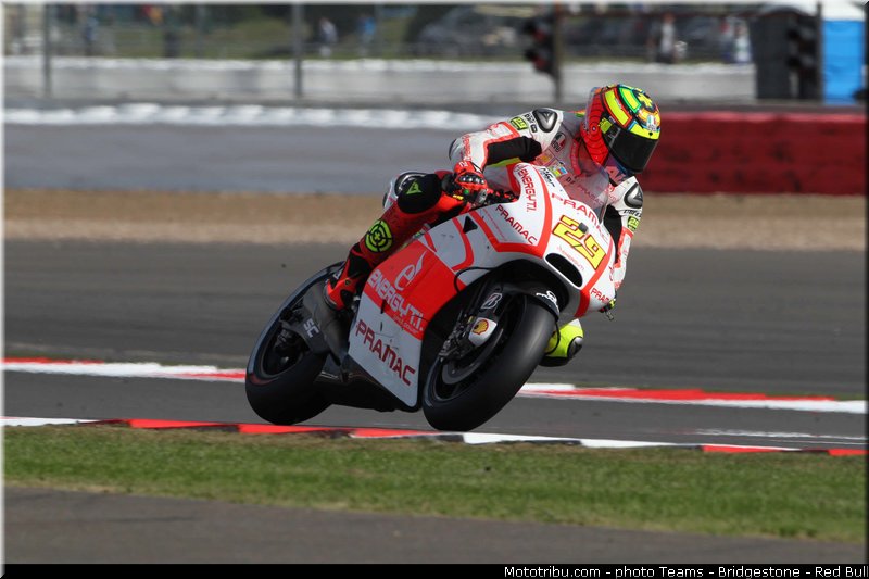 motogp_iannone_006_angleterre_silverstone_2013