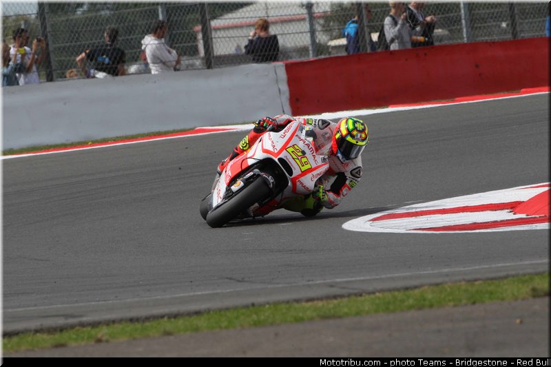 motogp_iannone_012_angleterre_silverstone_2013
