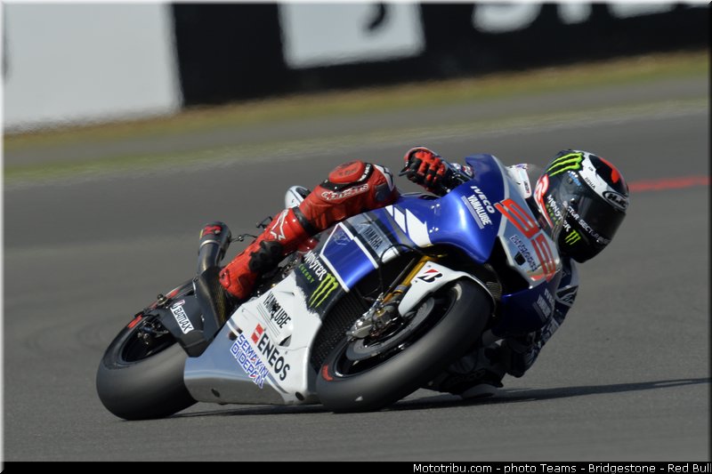 motogp_lorenzo_006_angleterre_silverstone_2013
