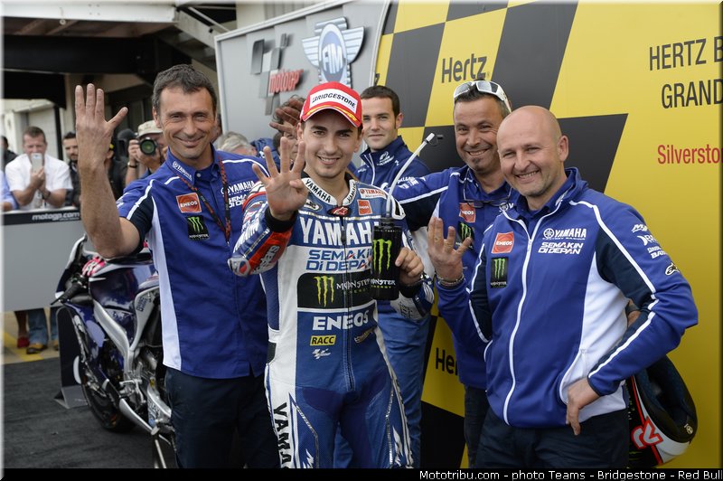 motogp_lorenzo_014_angleterre_silverstone_2013