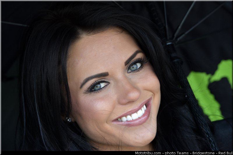 motogp_pitbabe_015_angleterre_silverstone_2013