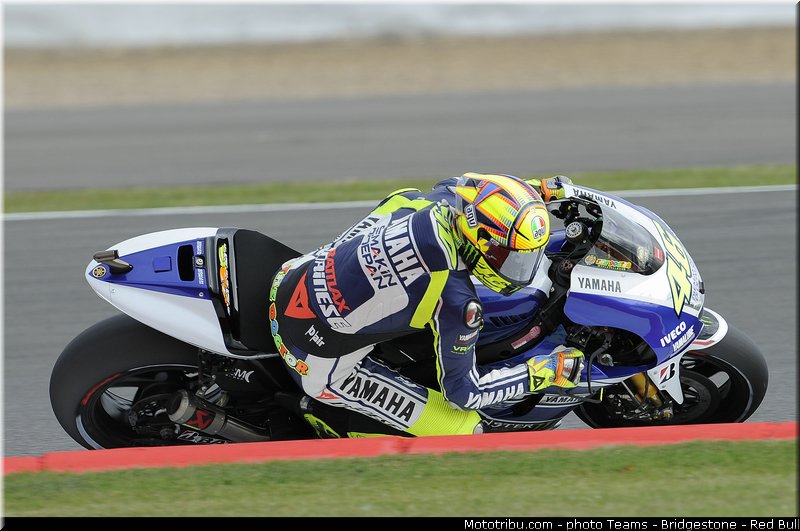 motogp_rossi_002_angleterre_silverstone_2013