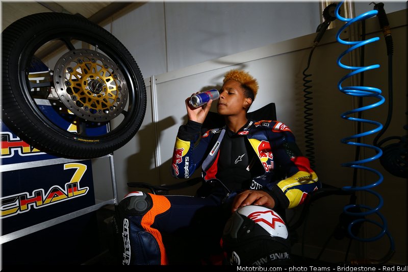 red_bull_motogp_rookies_cup_michail_001_angleterre_silverstone_2013
