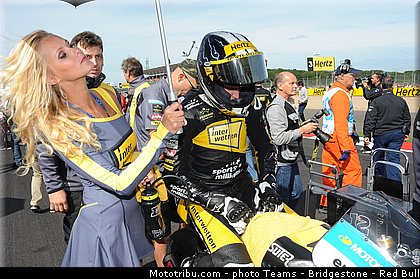moto2_luthi_002_angleterre_silverstone_2013.jpg