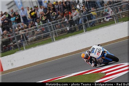 moto2_rabat_001_angleterre_silverstone_2013.jpg