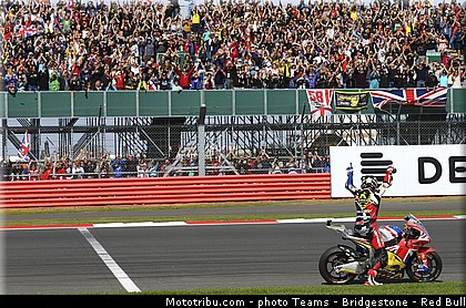 moto2_redding_012_angleterre_silverstone_2013.jpg
