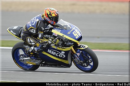 moto2_rossi_011_angleterre_silverstone_2013.jpg