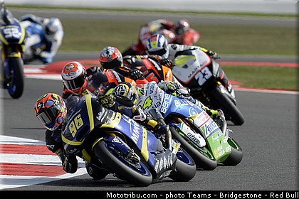 moto2_tech3_001_angleterre_silverstone_2013.jpg